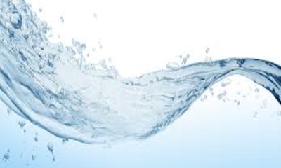 Выясняем: можно ли пить дистиллированную воду?